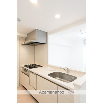 コンフォリア・リヴ豊洲キャナル[3LDK/71.57m2]のキッチン