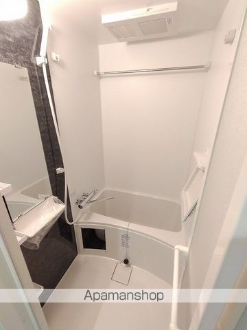 セレニテ江坂グランデの内装写真