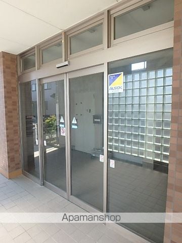 ココモ岡田マンションの外観写真