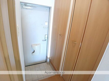 茨城県土浦市田中３丁目[1K/30.46m2]の玄関