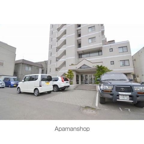 ΑNEXT札幌第16の玄関写真