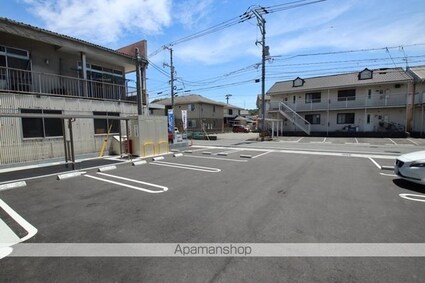 ＤーｒｏｏｍＣＶＩＩ[1LDK/37.92m2]の駐車場