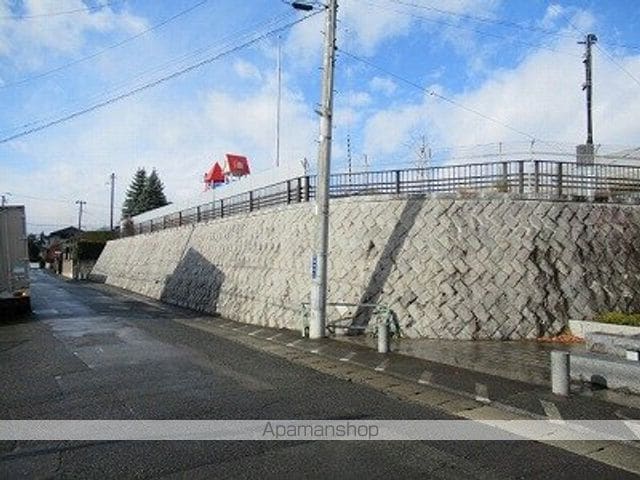 サンパティークB棟の外観写真