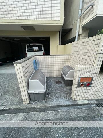クリオ福島の玄関写真