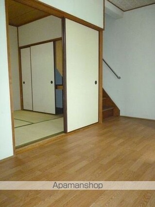 和歌山県和歌山市粟[2LDK/48.6m2]のリビング・居間2