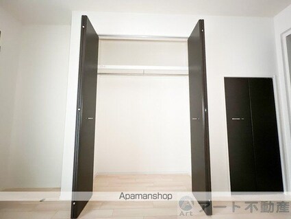 オアシスガーデン立花[1K/33.86m2]の収納