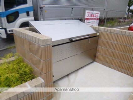東京都昭島市田中町２丁目[1LDK/54.17m2]の共用部3