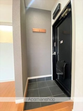 ルチア三番町[1LDK/34m2]の玄関