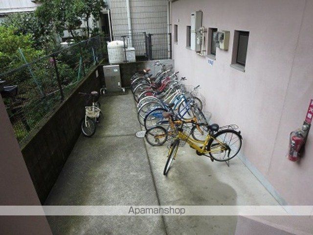 AXISの内装写真