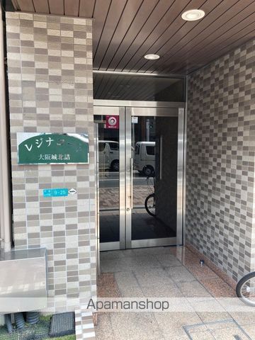 レジナコートの玄関写真