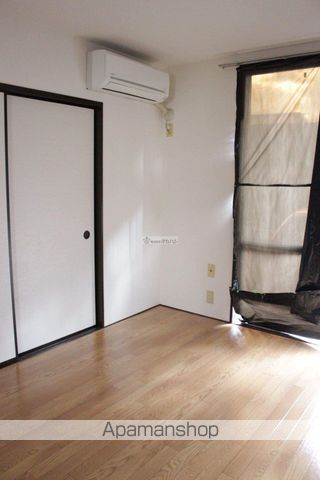 ロジュマン彦の上の内装写真