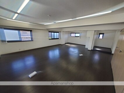 ローヤル若葉[事務所/148.5m2]のその他部屋・スペース