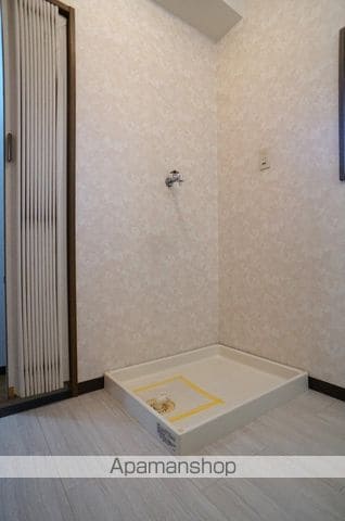 マンションアトランティスIIIの内装写真