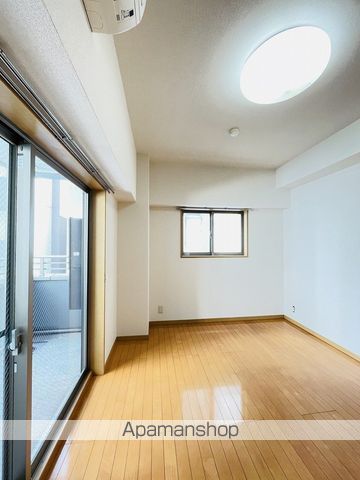 グランデ瓦町の内装写真