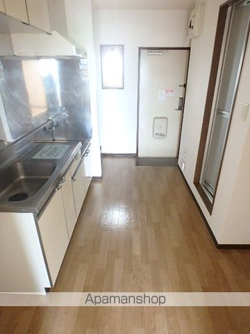 磐田市 4階建 築30年の内装写真