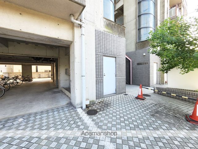 ギャレ庄内の玄関写真