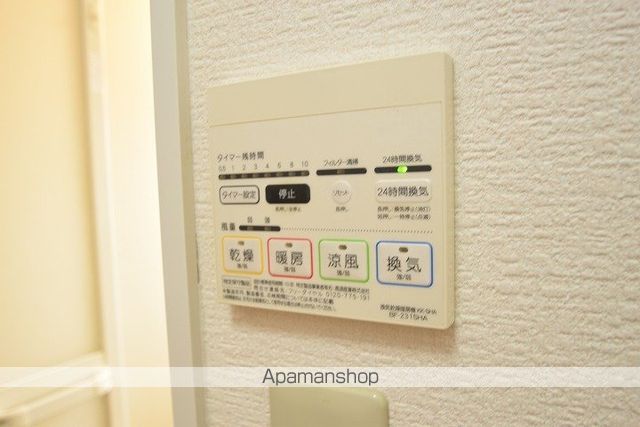 ダイヤハイツ玉里B棟の内装写真