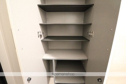 メルヴェーユ　Ⅱ[1LDK/34.09m2]の玄関