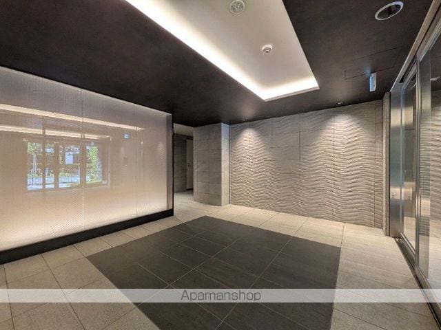 BRICK RESIDENCE 築地明石町の玄関写真