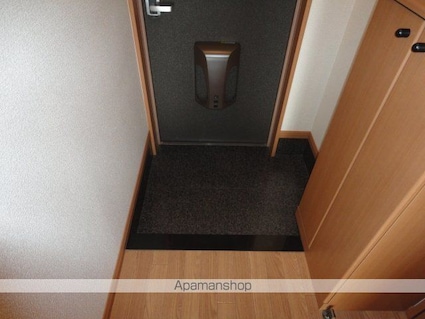 フィグトゥリーＫ[1LDK/36m2]の玄関