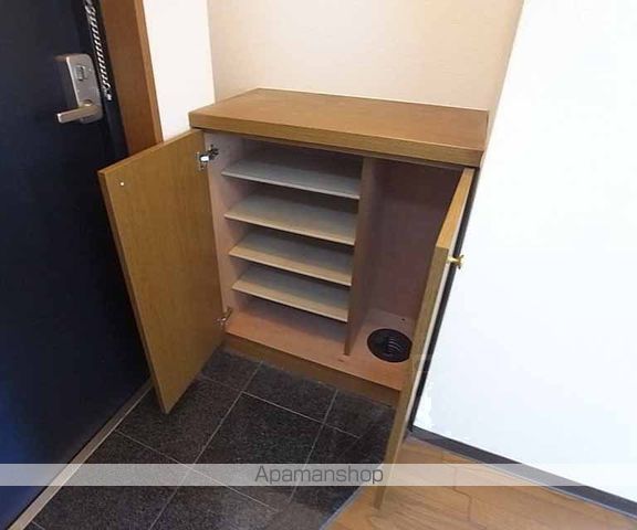 ドマーレ府庁前の内装写真