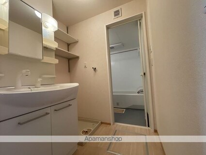 ＢＩＧ　ＪＯＹ　ＹＡＭＡＴＯ[3LDK/67.11m2]の洗面所