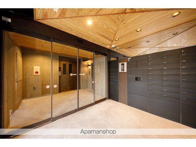 ドゥーエ西小山の玄関写真
