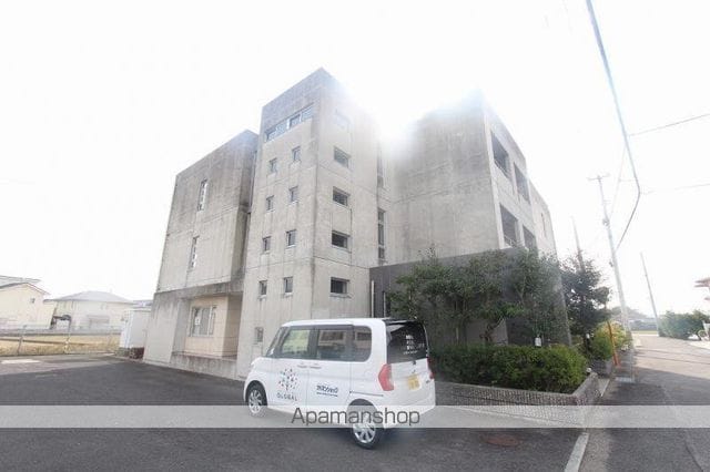 アパルトマン成合の外観写真