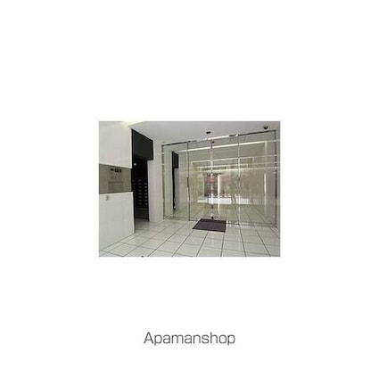 ガーラプレイス新宿御苑[1K/24.87m2]のエントランス3