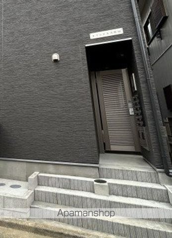カインドネス町田の玄関写真