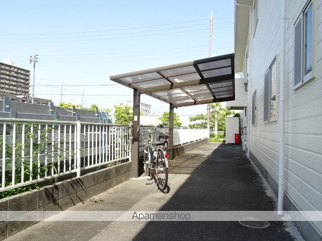 本郷コーポB棟の外観写真