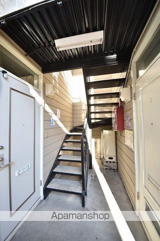 梨乃ハイツの玄関写真