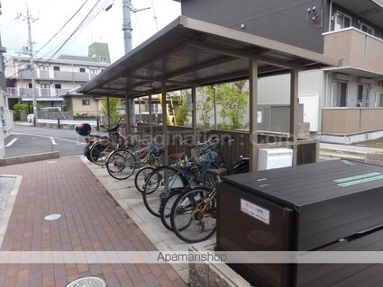 滋賀県大津市一里山１丁目[2LDK/58.2m2]の共用部1