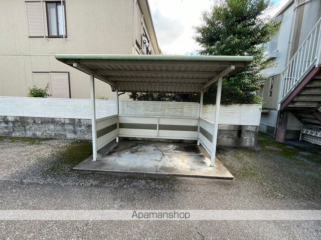 ファミリー東出 A棟の内装写真