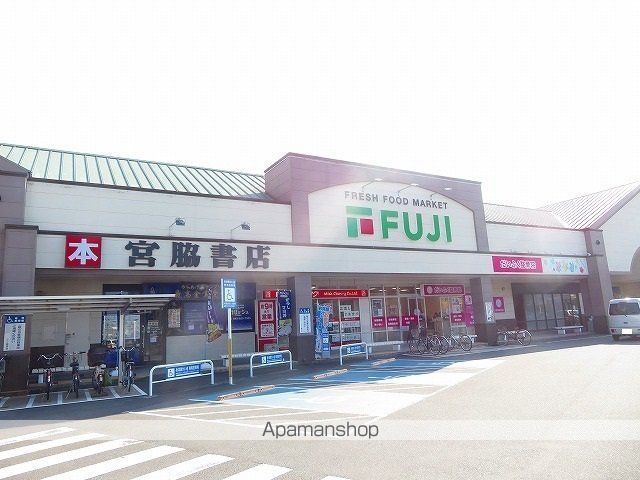 エストレージャIの周辺写真