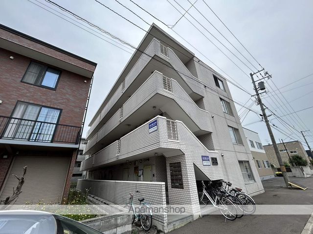 ビッグバーンズマンションN23の外観写真