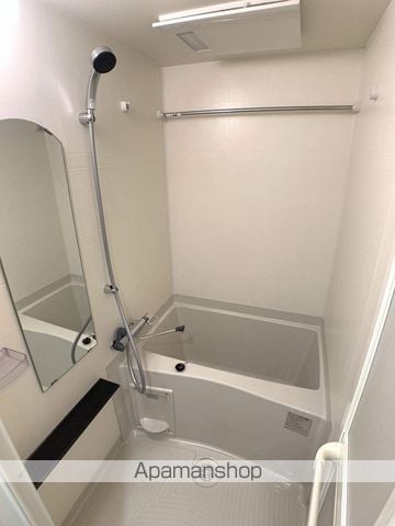 スプランディッド新大阪WESTの内装写真