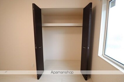 ビューテラス[2LDK/57.09m2]の収納