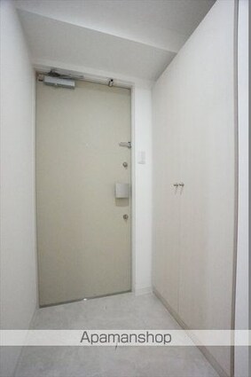 ＰＬＡＴＺ　ＴＡＣＨＩＢＡＮＡ（プラッツタチバナ）[1R/27.3m2]の玄関