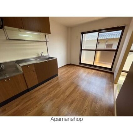 Ｓｕｒｐｌｕｓ　ＡＩＭ[2DK/44.88m2]のリビング・居間