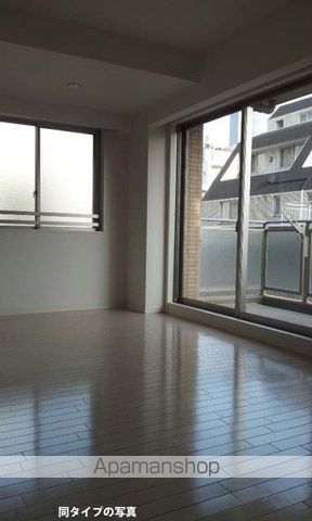 コンフォリア西早稲田の内装写真