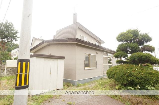 桂岡町6-15貸家の外観写真