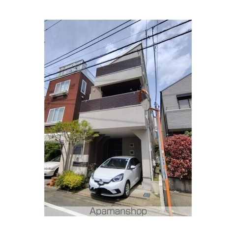 東急田園都市線 駒沢大学駅 徒歩8分 3階建 築21年の外観写真