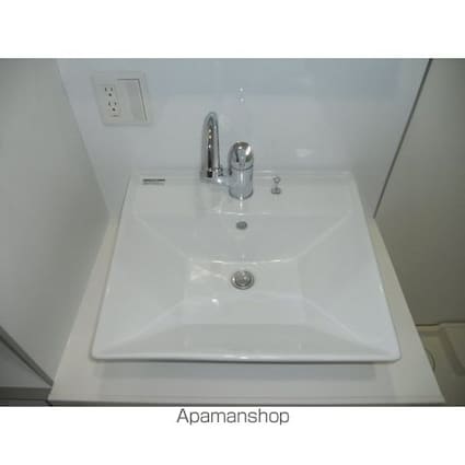 プレディアスタイル横濱沢渡[1R/26.13m2]の洗面所