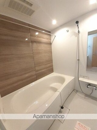 コンフォール[2LDK/59.09m2]のバス