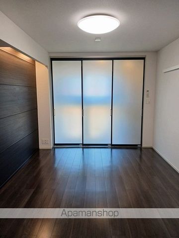 ＯＰＥＲＡ[1R/27.94m2]のリビング・居間