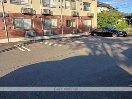 ホープ　プレイス[1K/36.28m2]の駐車場