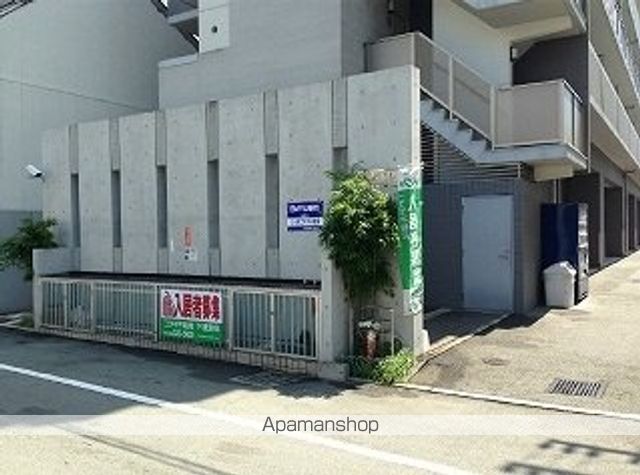 EMYU新町の玄関写真