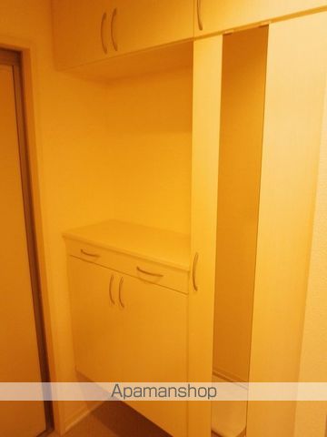 リアン トゥールの内装写真