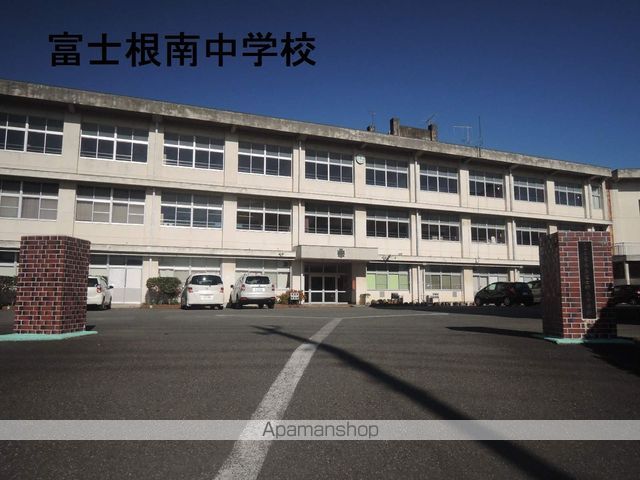 メープルリーフIIIの周辺写真